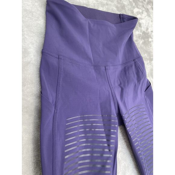 Lululemon Size 2 Rogue Renegade Super High Rise Tight 24” Inseam Midnight Orchid - Picture 2 of 9